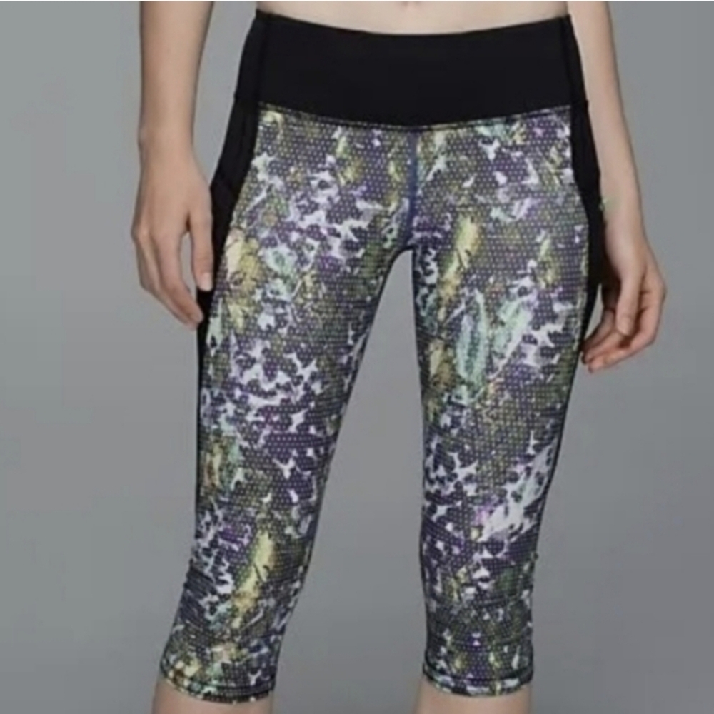 Lululemon Run: Top Speed Crop *Full-On Luxtreme